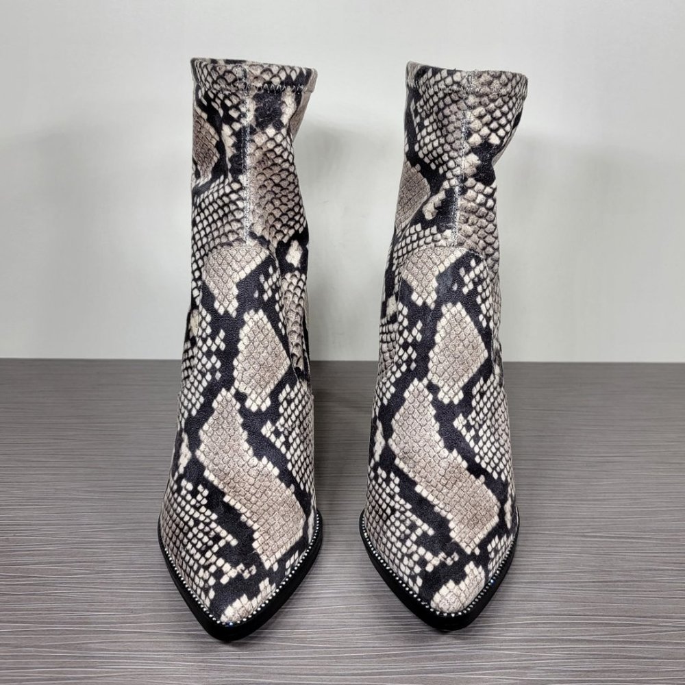 Steve Madden Distract Bootie, Snake Print Textile Womens Various Sizes - Picture 2 of 10